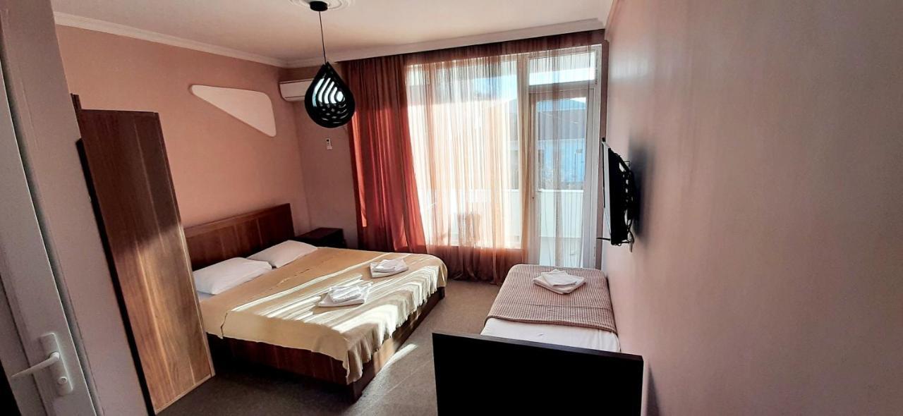 Tamazi Hotel Kobuleti Exterior photo