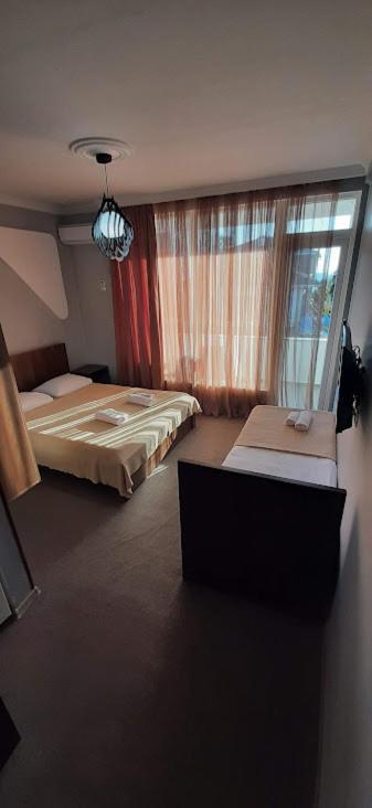 Tamazi Hotel Kobuleti Exterior photo