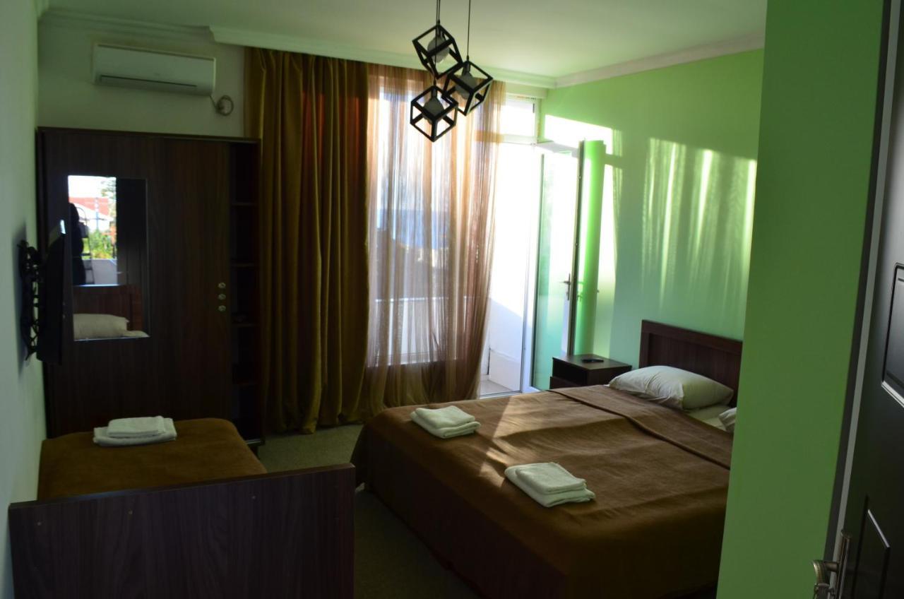 Tamazi Hotel Kobuleti Exterior photo